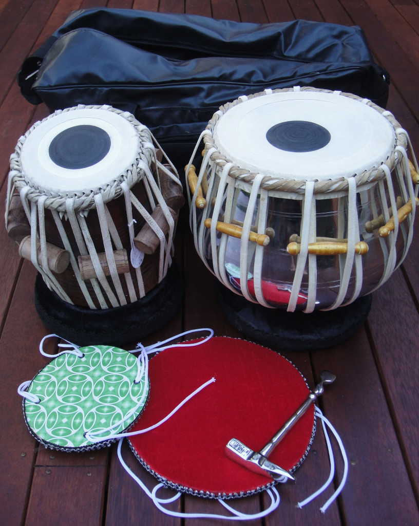 Example tabla set