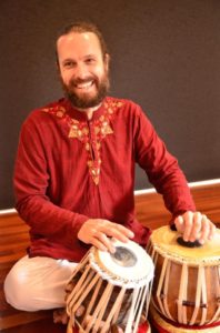 Shen Flindell tabla player